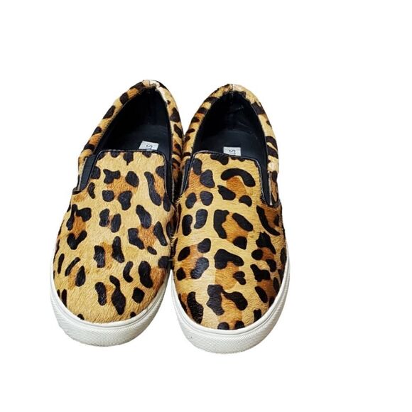 Steve Madden Leopard Cow Hair Slip On Shoes - Picture 2 of 5